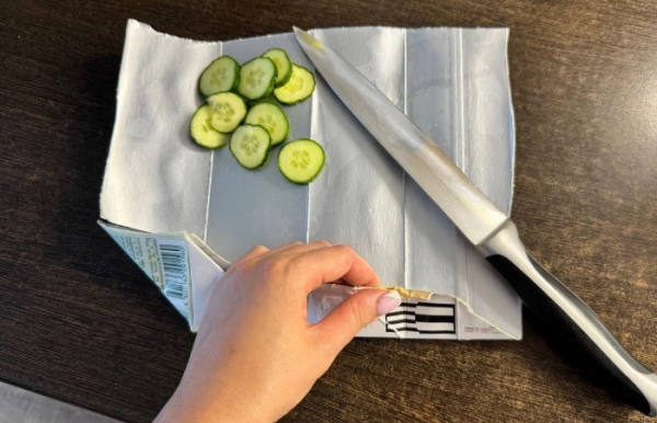 Отличная замена разделочной доске.