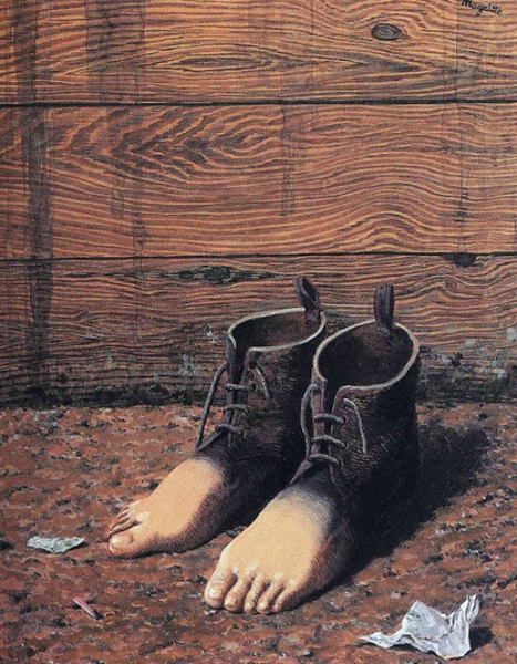 Почти новые ботинки. На дачу!