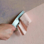 Як зняти фарбу зі стіни