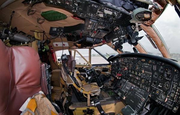 Літак не можна модернізувати нескінченно. Самолёт нельзя модернизировать бесконечно.