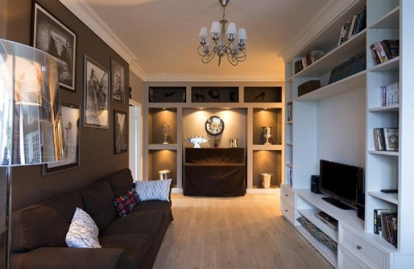 Заполненные стены перегружают пространство