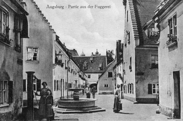 В социальном квартале сохранили традиционный архитектурный стиль.