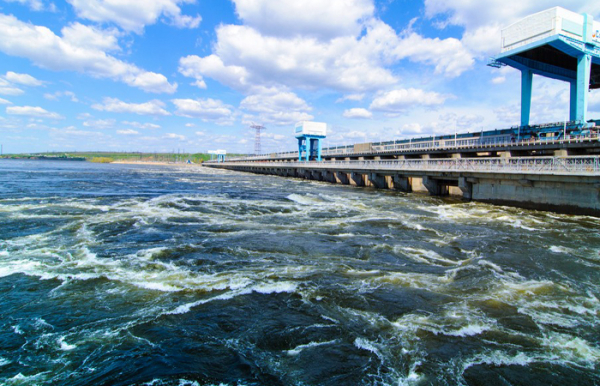 Вода превратила город в затопленные полуострова. / Фото: ruscable.ru 