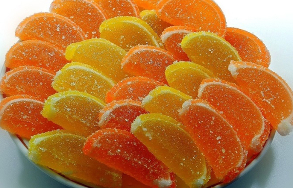 Мармелад был двух вкусов - апельсиновым и лимонным. / Фото: лидервезет.рф 