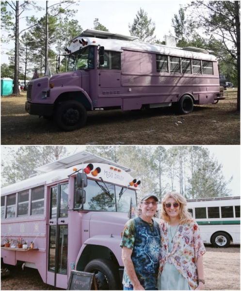 Ширли и Ав  потратили 14 месяцев на преобразование автобуса.