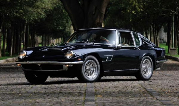 Maserati Mistral стал одним из самых стильных спортивных автомобилей в истории. Фото: hotcarsimages.com