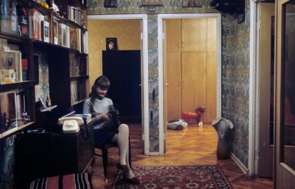 Газеты под обоями стали пережитком прошлого. / Фото: bignewsnetwork.com 