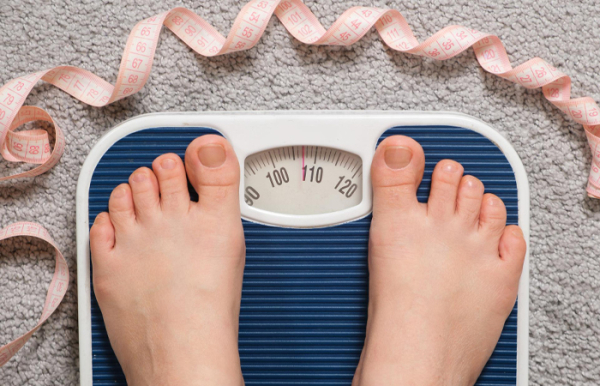 Лишний вес - признак болезни. / Фото: azbyka.ru 