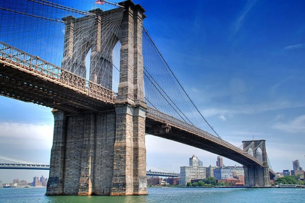 Кто бы мог подумать, что в таком месте можно разместить бункер. /Фото: interestingfacts.com