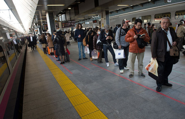 На пероні./ Фото: varlamov.me На перроне./ Фото: varlamov.me