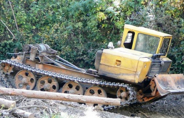 Перший лісовий трактор заводу. /Фото: ixbt.com. Первый лесной трактор завода. /Фото: ixbt.com.