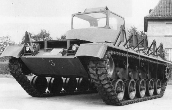 Стенд для випробування підвіски. Фото: armoredwarfare.com Стенд для испытания подвески./ Фото: armoredwarfare.com