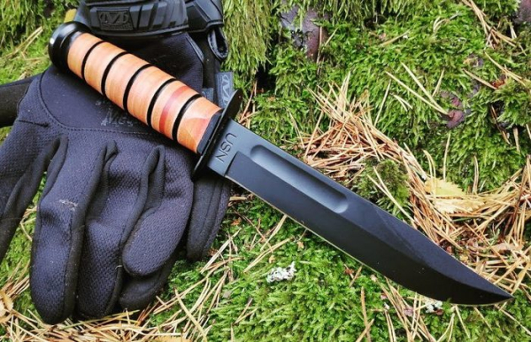 Армейский вариант ножа. /Фото: YouTube.com. 