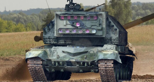 Танк 1К17 «Стиск» надійшов на озброєння на початку 90-х років. Фото: pvsm.ru Танк 1К17 «Сжатие» поступил на вооружение в начале 90-х годов. Фото: pvsm.ru