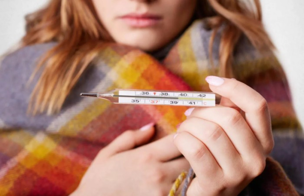 При температуре выше 40 грудков - стоит немедленно обратиться в клинику.