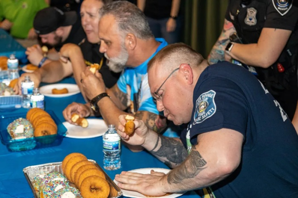 Така сцена – несподіваний спосіб знизити злочинність. /Фото: thenewsherald.com Такая сцена - неожиданный способ снизить преступность. /Фото: thenewsherald.com