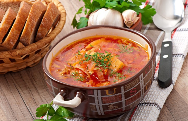 Домашние супы отлично согревают. / Фото: freepik.com.