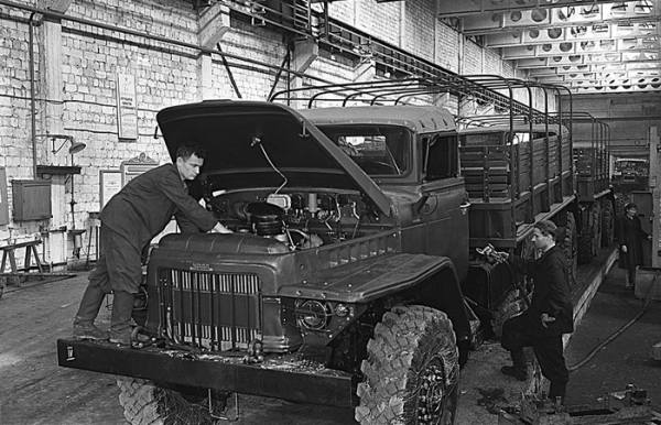 Яка доля спіткала завод «УралАЗ», де колись робили відомі на всю країну&hellip;