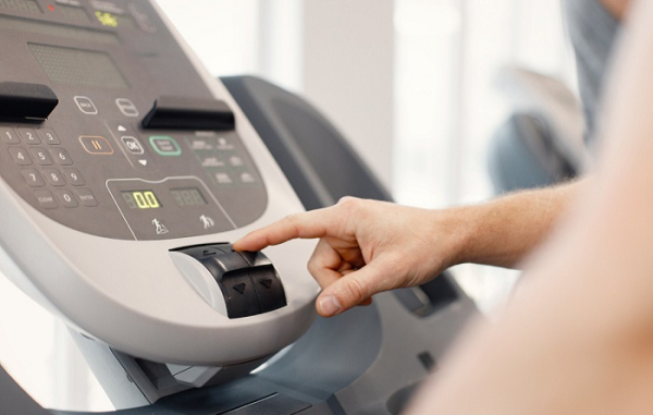 Счётчикам на тренажёрах доверять не стоит. /Фото: ozon.ru