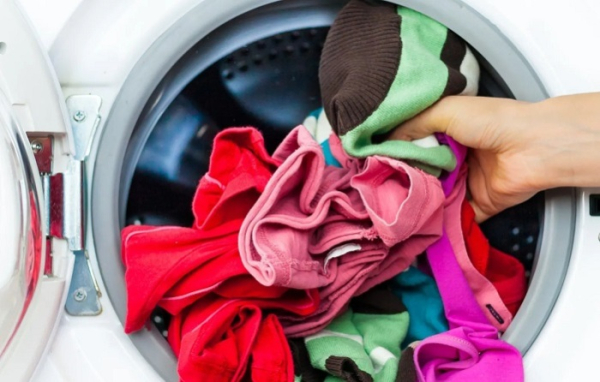 Для спортивних речей також рекомендується прання на низькій температурі. Фото: storage.googleapis.com. Для спортивных вещей также рекомендуется стирка на низкой температуре. Фото: storage.googleapis.com.