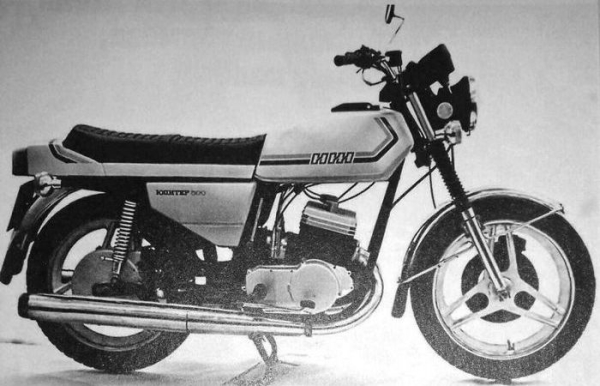 Первый прототип появился лишь в 1979 году. /Фото: voland-lj-avto.livejournal.com. 