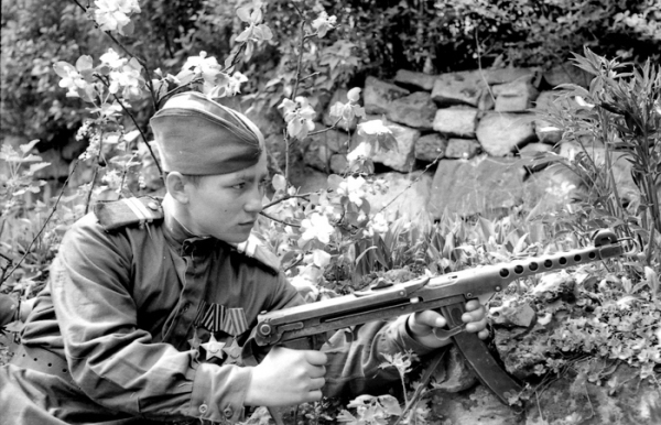 «Шмайсер» проти «Судаєва»: чий пістолет-кулемет у роки Великої Вітчизняної виявився кращим