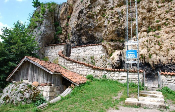 Піднятися на вершину не так просто, Автор фото: brІнесса Фролова. Фото: forum.moya-semya.ru. Подняться на вершину не так-то просто, Автор фото: brИнесса Фролова. Фото: forum.moya-semya.ru.