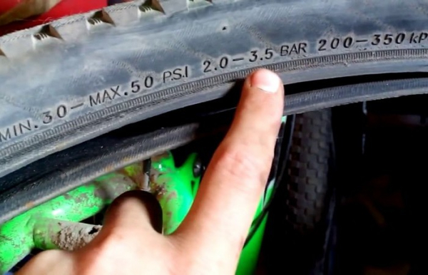 Давление должно быть оптимальным. /Фото: YouTube. 