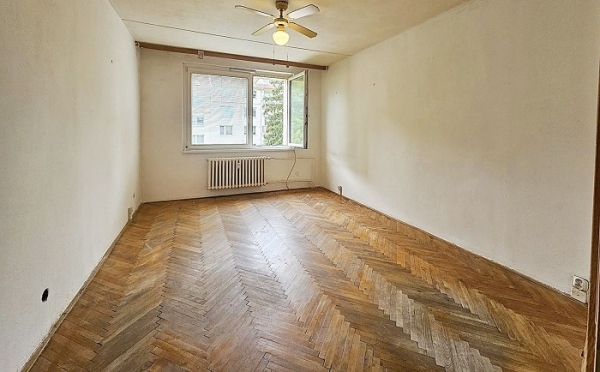 Паркет можно отреставрировать. / Фото: www.realingo.cz