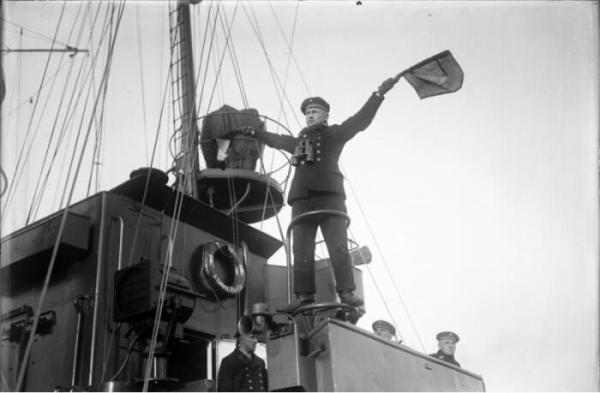 Прапорцями також можна. / Фото: en-academic.com. Флажками тоже можно. / Фото: en-academic.com.