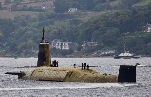 Заросший водорослями Авангард./ Фото: yahoo.com