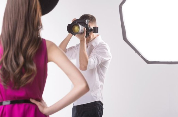 Головна 56 Як правильно фотографуватись?