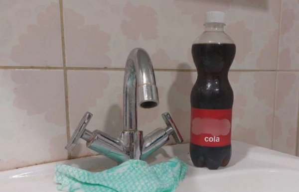 Газировка избавит вас от ржавчины.