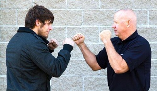 Рекомендації щодо самооборони, чи Чи є в Мережі інструкції для самогубців-початківців?