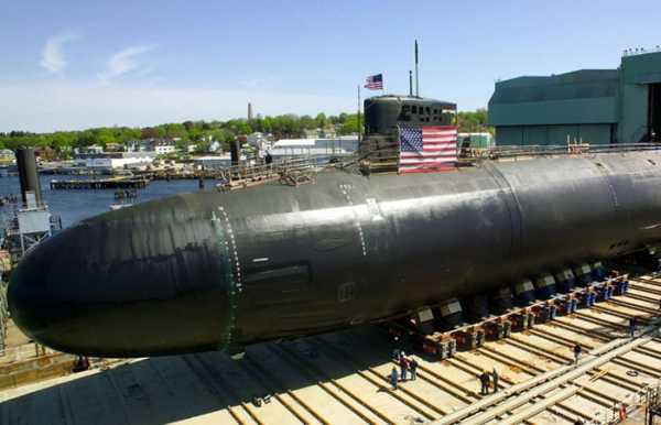 Спуск сна воду USS Jimmy Carter./ Фото: twz.com