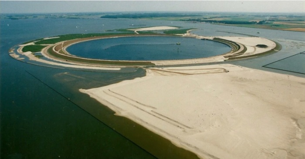 Ейселог. / Фото: commons.wikimedia.org. Эйсселог. / Фото: commons.wikimedia.org.