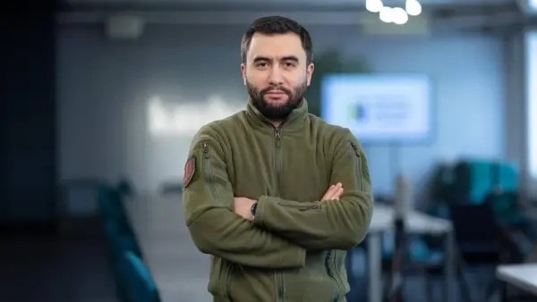 Арсен Жумаділов залишає посаду голови Агенції оборонних закупівель 10
