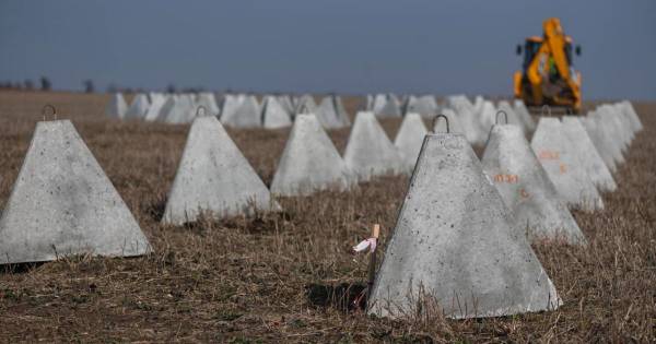 Українські інженери звели новаторську лінію оборони 11