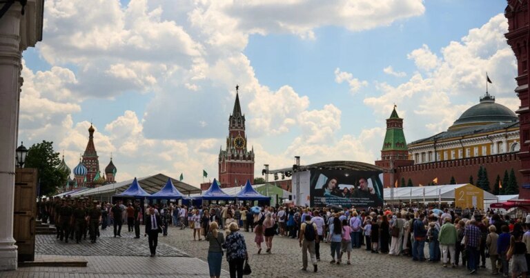 Москва заявила про шість збитих дронів 10