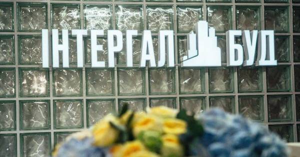 Український забудовник переписав активи на громадян Таджикистану