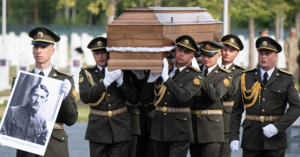 Євгена Коновальця перепоховали на Національному військовому меморіалі 14