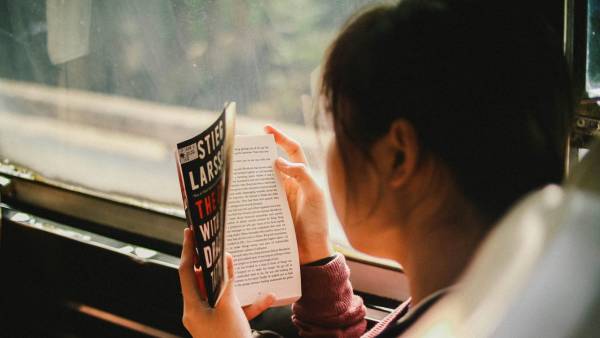Книжки, що зроблять вашу подорож незабутньою
