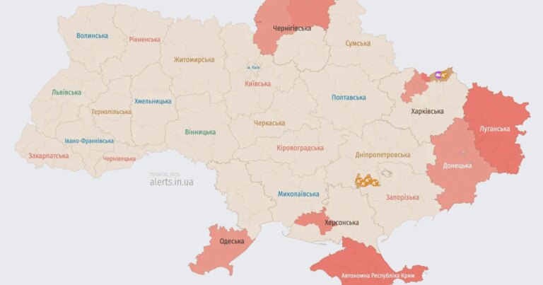 Ворог атакує Україну ударними дронами: можливий напрямок руху 4