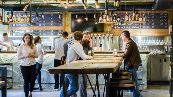 VARVAR BAR, святкування Міжнародного дня пива