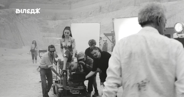 Charli XCX презентує рок-альбом “Music, Fashion, Film”
