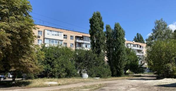 Черкаси: сквер замість торгового центру