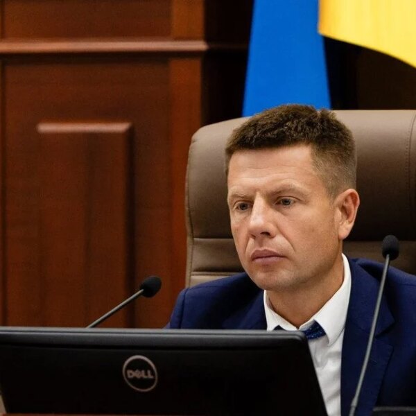 Детектори в авто: нардеп знайшов таємний пристрій для прослуховування