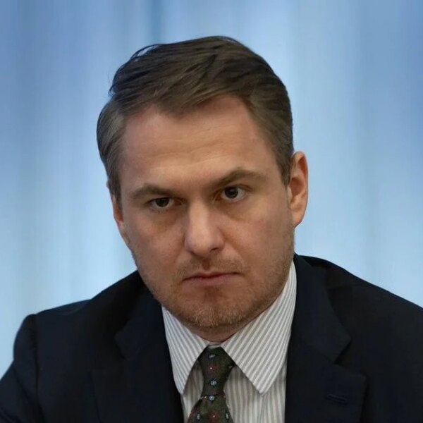 Кравченко подав у відставку: деталі після відрядження
