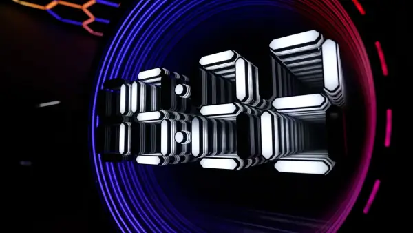 Дзеркальний годинник Big Infinity занурює погляд у нескінченність